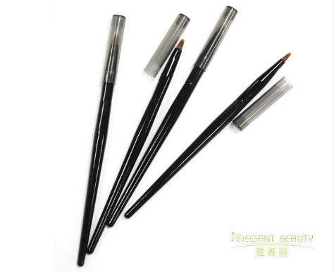 唇刷的正確使用方法及如何進(jìn)行日常保養(yǎng)你知道嘛？