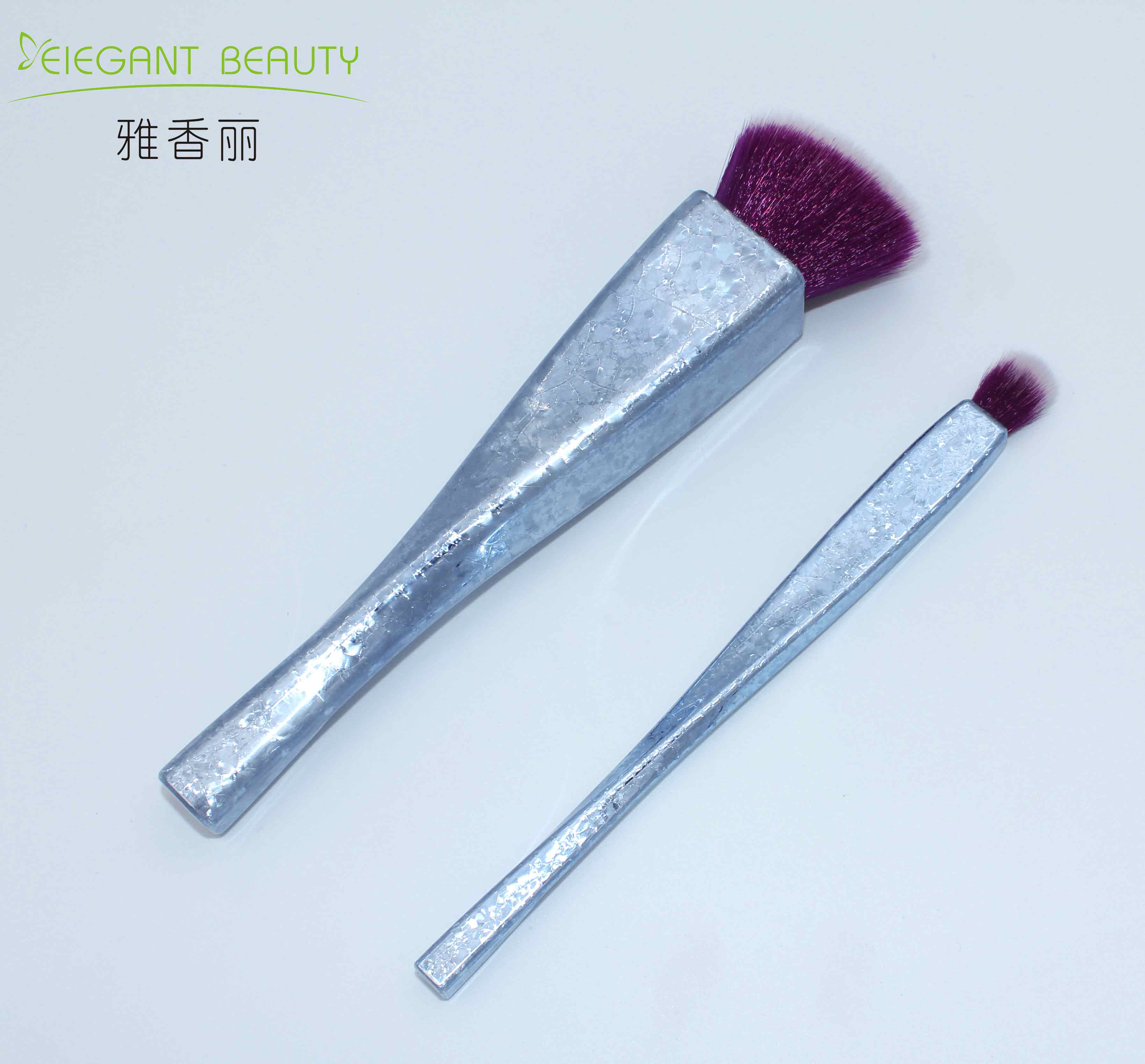 化妝刷套裝：不僅僅是工具，更是藝術(shù)的載體